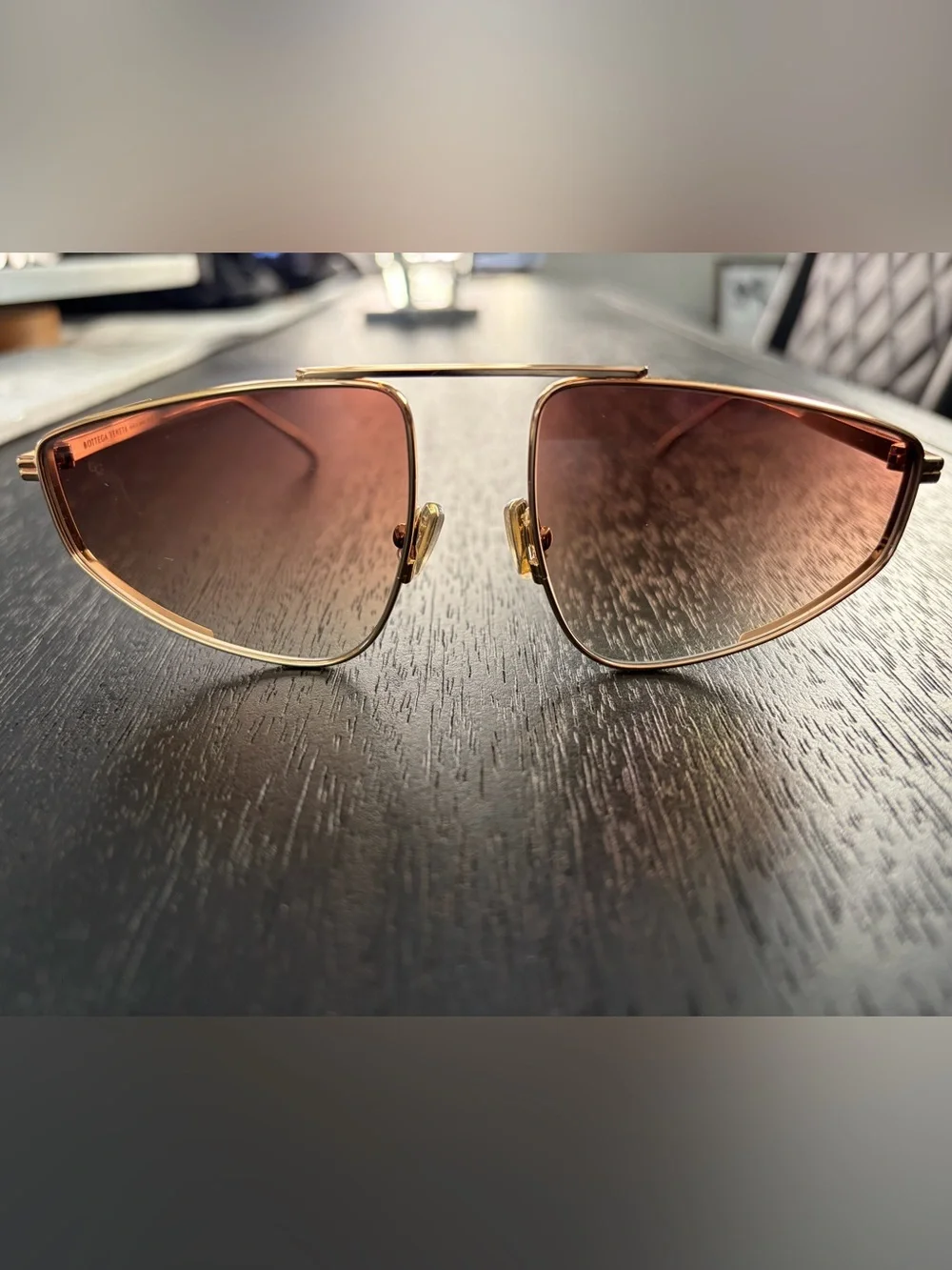 N/A crafted gold